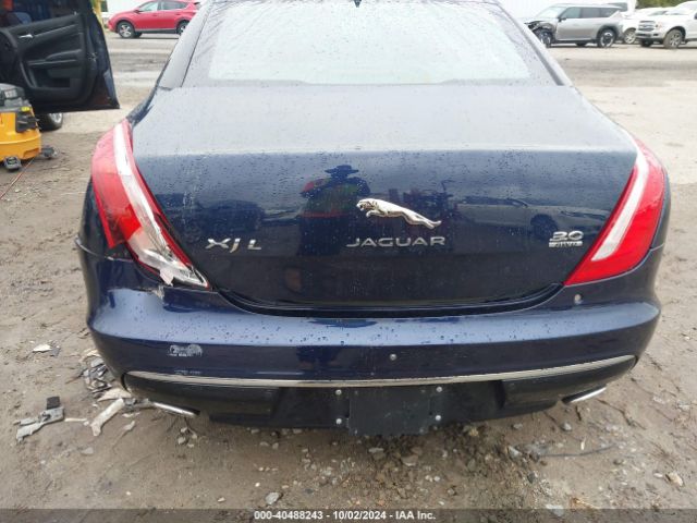 2017 JAGUAR XJ SAJWJ2GD0H8W12466 Photo 5