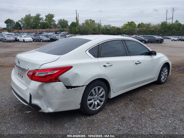 1N4AL3AP0HN347082 Nissan Altima 2.5 S