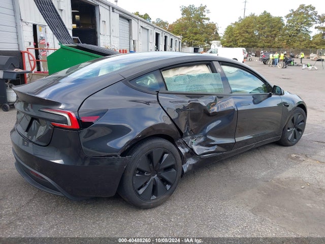 2024 TESLA MODEL 3 5YJ3E1EAXRF821093 Photo 3