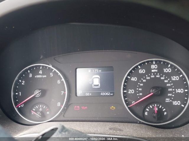 KNDEUCAA8M7228134 KIA SELTOS S