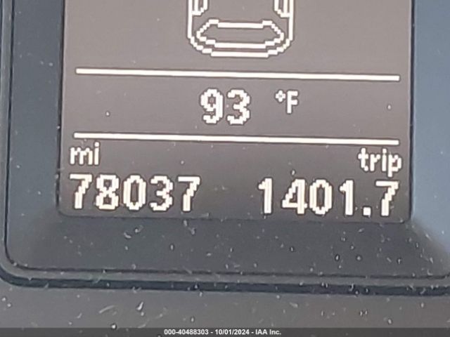 WVGAV7AX8FW551174 Volkswagen TIGUAN S