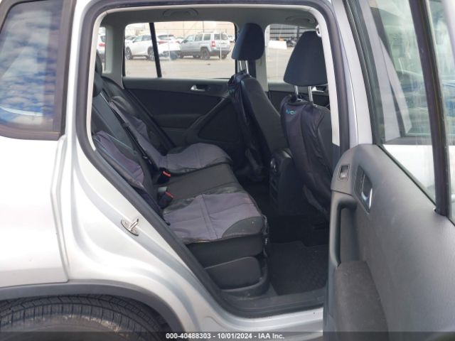 WVGAV7AX8FW551174 Volkswagen TIGUAN S