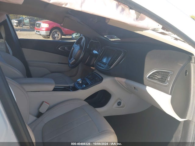 Chrysler 200 C 2016 1C3CCCCBXGN146118 Image 5