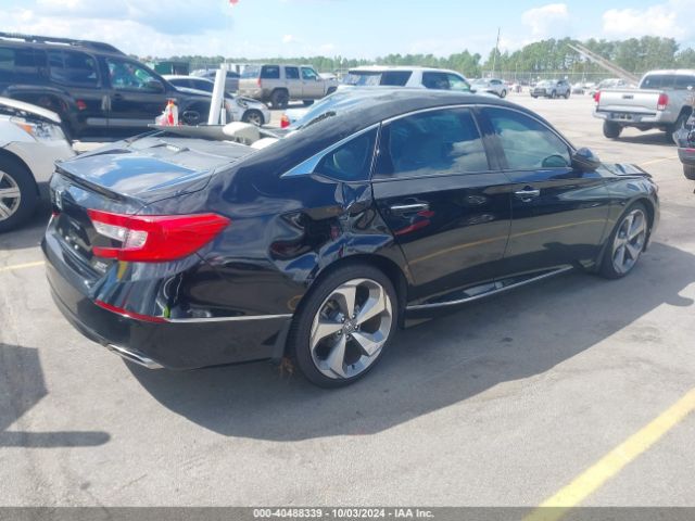 1HGCV2F92JA050637 Honda Accord Touring 2.0t