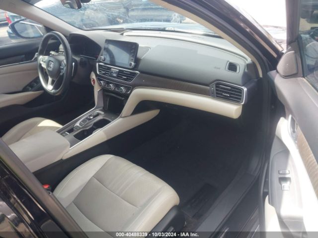 1HGCV2F92JA050637 Honda Accord Touring 2.0t