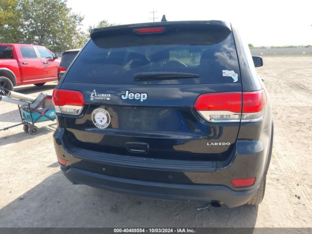 1C4RJEAG2JC481589 Jeep Grand Cherokee Laredo 4x2
