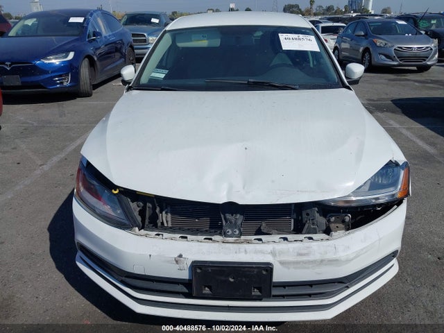 3VW2B7AJ5HM374726 Volkswagen Jetta 1.4t S