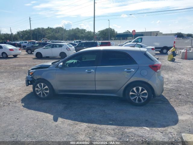 3KPA25AD5ME385744 KIA Rio 5-door S