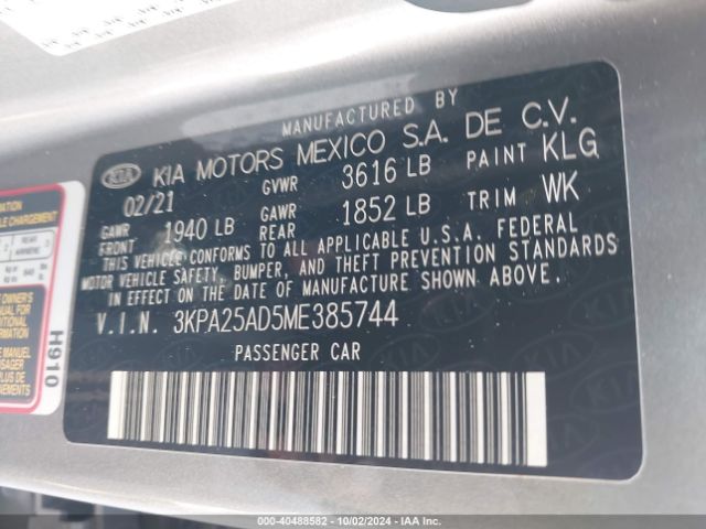 3KPA25AD5ME385744 KIA Rio 5-door S