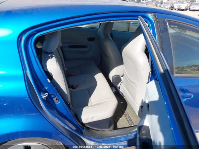 JTDKDTB33E1075993 Toyota Prius C One