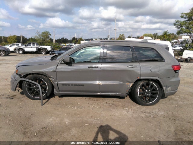 1C4RJFAG9MC589234 Jeep Grand Cherokee Laredo X 4x4