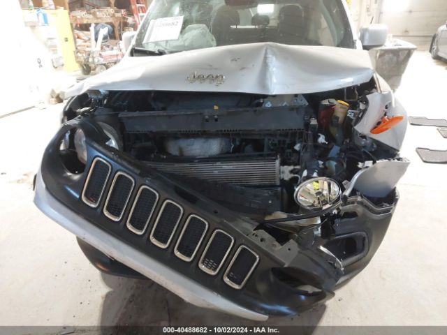 ZACCJBBB8JPJ33912 Jeep Renegade Latitude 4x4