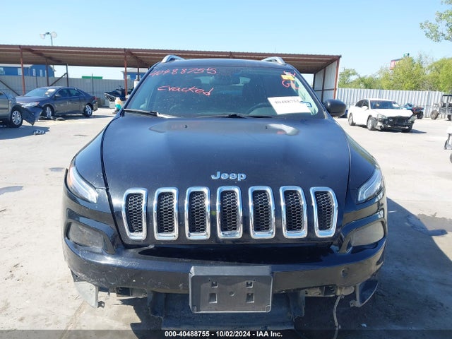 1C4PJLAB5FW611810 Jeep Cherokee Sport