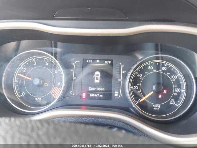 1C4PJLAB5FW611810 Jeep Cherokee Sport