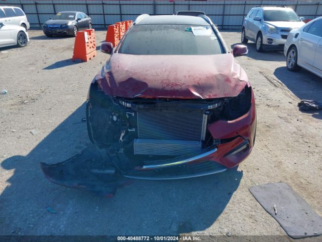 SJKCH5CP7HA022219 Infiniti Qx30 Premium