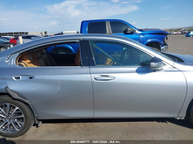 Lexus ES 350 2022 58ACZ1B15NU130035 Image 14