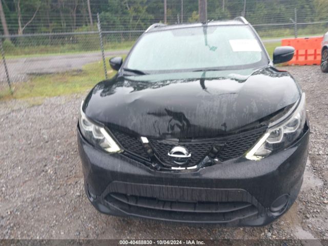 JN1BJ1CP5JW104229 Nissan Rogue Sport Sv