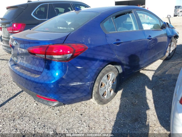 KIA FORTE LX 2017 3KPFK4A71HE103888 Image 4