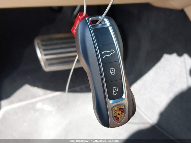 WP1AB2AY6KDA60986 Porsche CAYENNE S