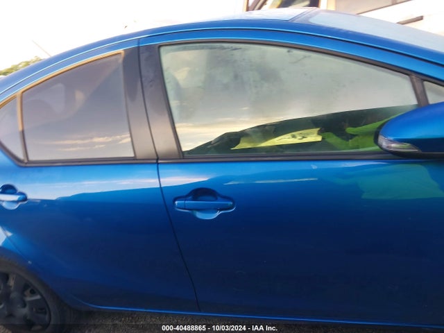 JTDKDTB31E1559760 Toyota Prius C Two