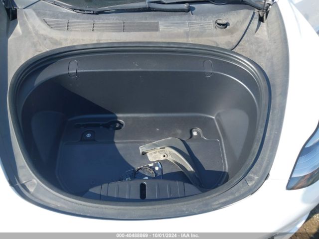 5YJ3E1EB2KF494302 Tesla Model 3 Long Range/performance