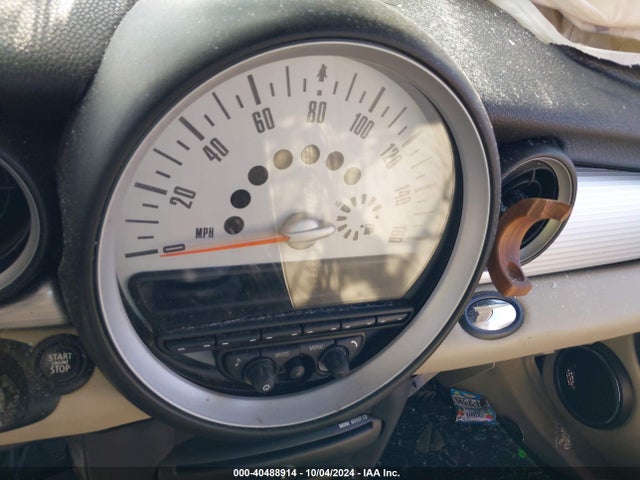 2011 MINI COOPER WMWSU3C57BT092762 Photo 6