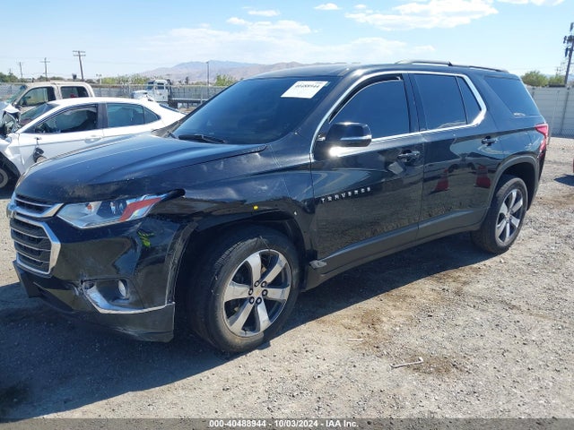 Chevrolet Traverse Lt Leather 2019 1GNERHKW8KJ247699 Image 2