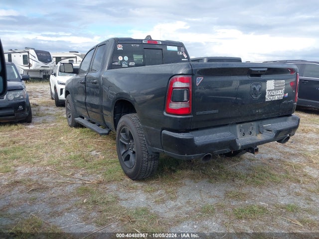 1C6SRFBT3LN367434 RAM 1500 Big Horn  4x4 6'4 Box