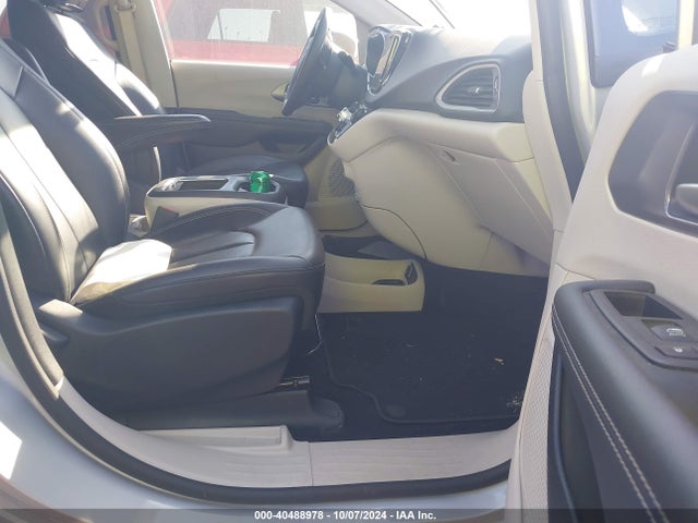 2C4RC1BG9PR621073 Chrysler Pacifica Touring L