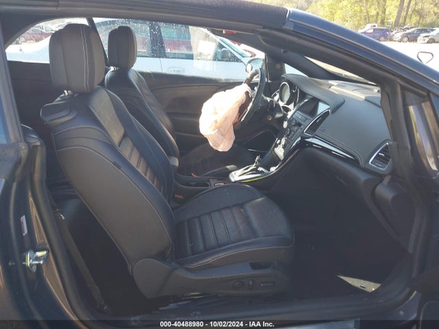 W04WT3N52GG121583 Buick Cascada Premium