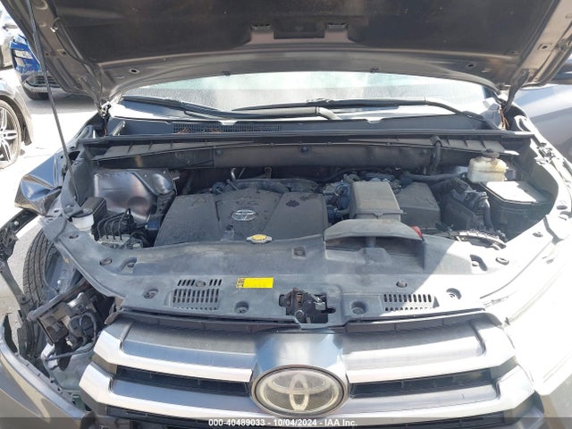 Toyota Highlander Xle 2017 5TDKZRFH6HS508112 Image 10