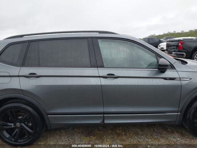 3VVCB7AX5PM109803 Volkswagen Tiguan 2.0t Se R-line Black