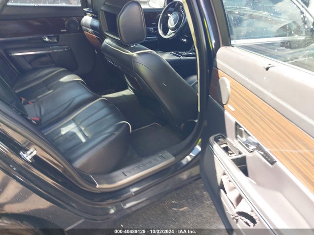 2011 JAGUAR XJ SAJWA2GE7BMV14848 Photo 7