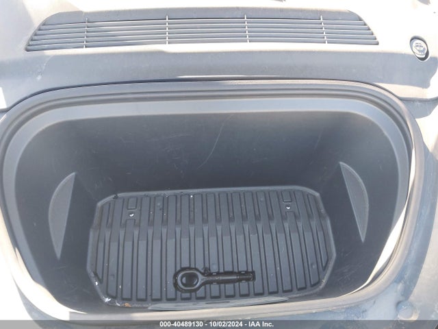 2021 TESLA MODEL Y 5YJYGDEE0MF280861 Photo 9