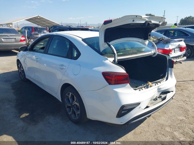 KIA Forte Lxs 2021 3KPF24AD9ME296453 Image 3