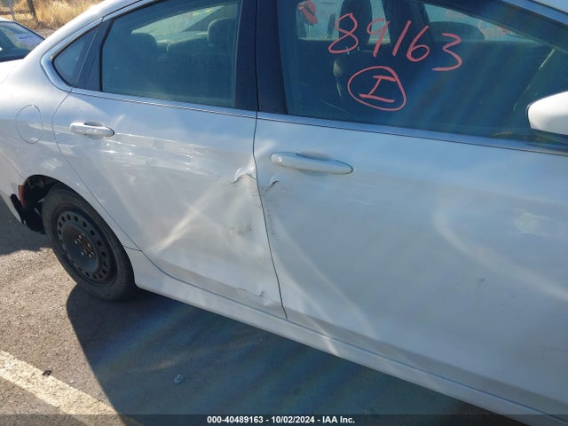 1C3CCCAB1GN104665 Chrysler 200 Limited