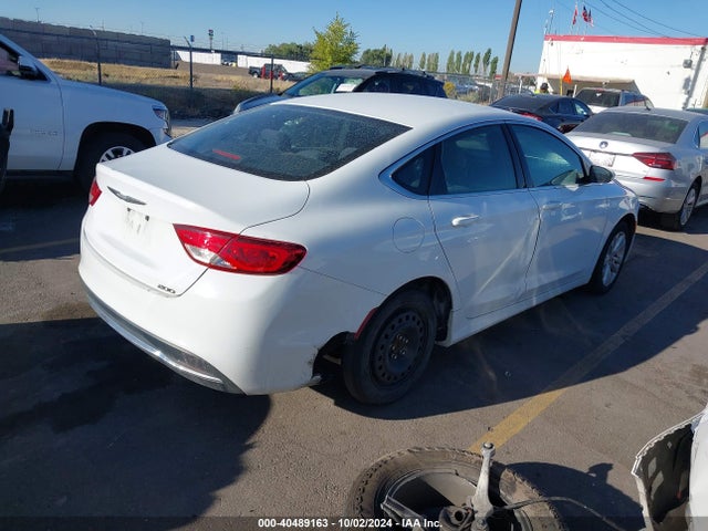 1C3CCCAB1GN104665 Chrysler 200 Limited