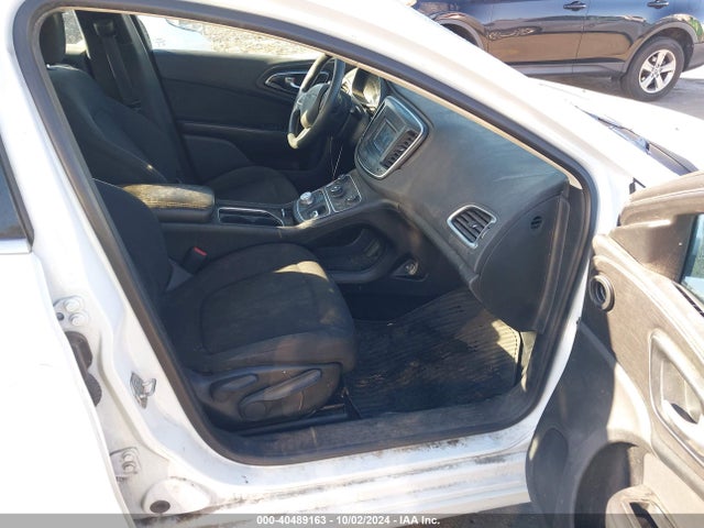 1C3CCCAB1GN104665 Chrysler 200 Limited