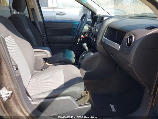 1C4NJCBAXHD147067 Jeep Compass Sport Fwd