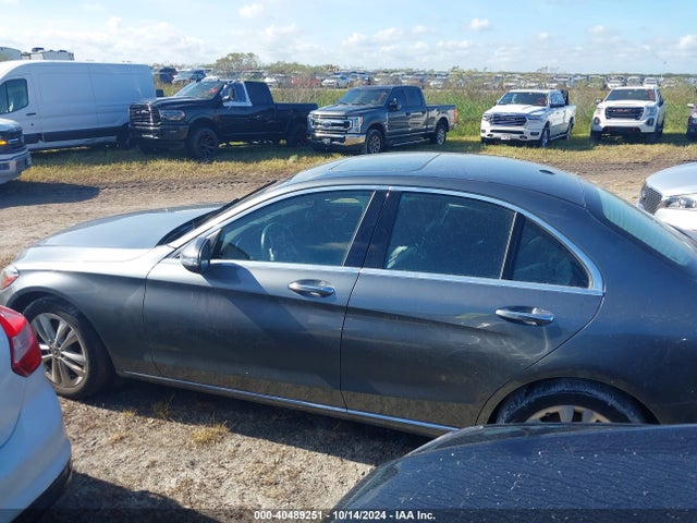 55SWF8EB7KU284196 Mercedes-Benz C 300 4matic