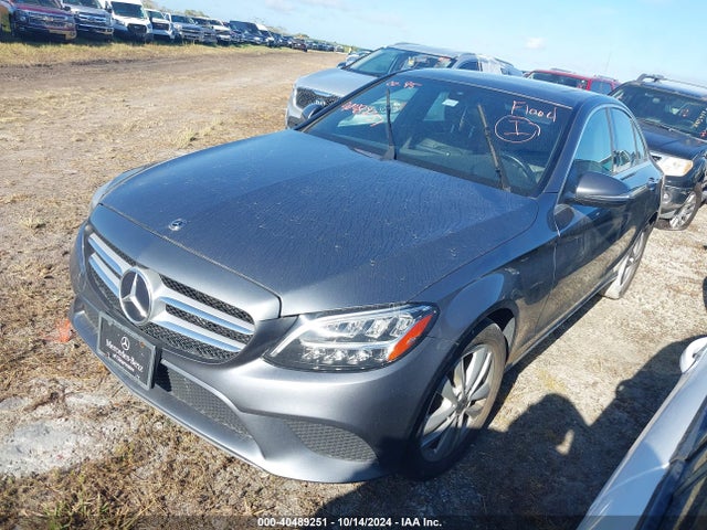 55SWF8EB7KU284196 Mercedes-Benz C 300 4matic