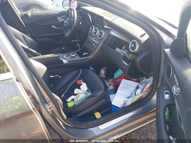 55SWF8EB7KU284196 Mercedes-Benz C 300 4matic