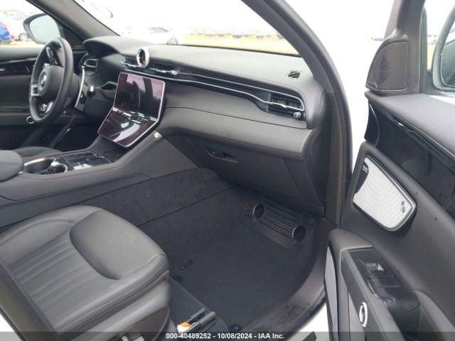 2024 MASERATI GRECALE ZN6PMDAA0R7455242 Photo 4