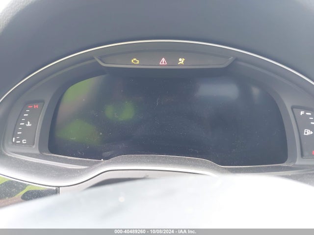 Audi Q7 3.0t Premium 2017 WA1VAAF71HD056167 Image 7
