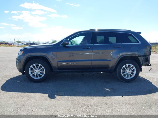 1C4RJEAG0FC220615 Jeep Grand Cherokee Laredo