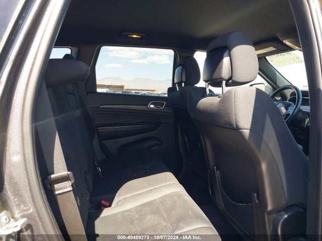 1C4RJEAG0FC220615 Jeep Grand Cherokee Laredo