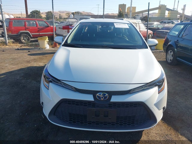 JTDEAMDE8MJ016141 Toyota Corolla Hybrid Le