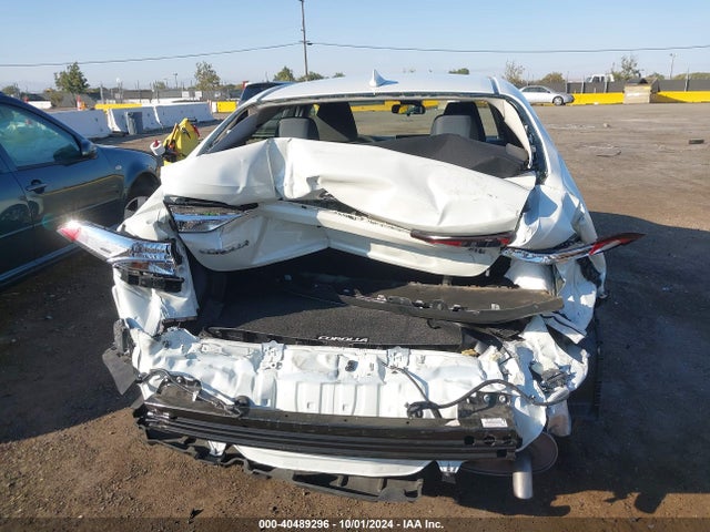 JTDEAMDE8MJ016141 Toyota Corolla Hybrid Le