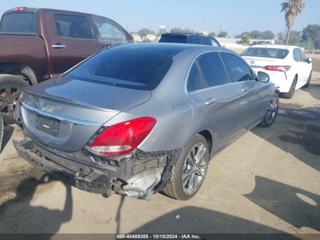 55SWF4JB5GU126316 Mercedes-Benz C 300 Luxury/sport