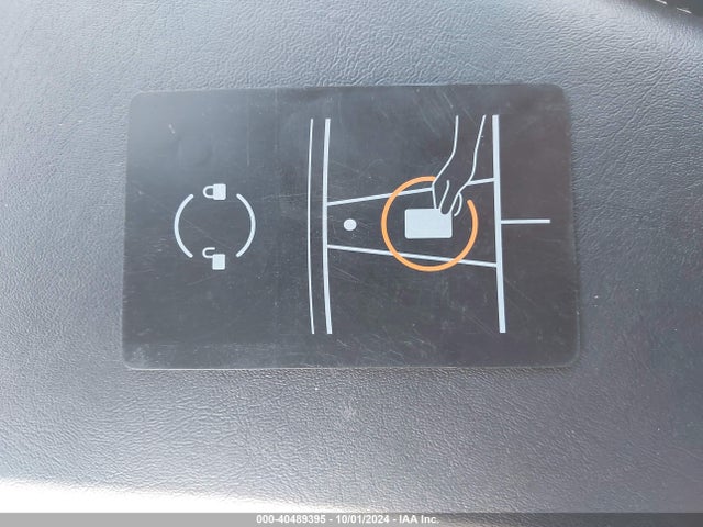 2022 TESLA MODEL 3 5YJ3E1EB4NF189789 Photo 10